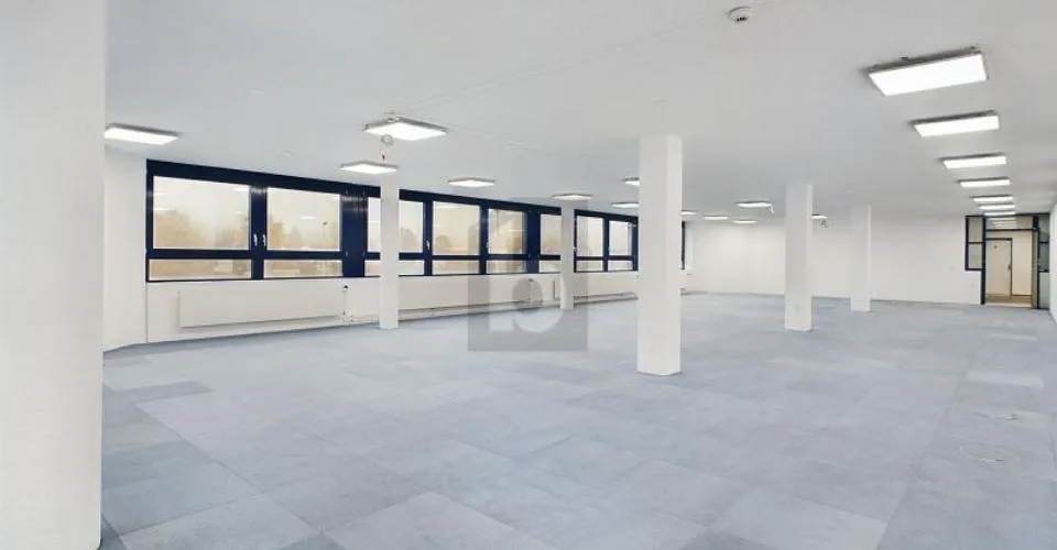 VON EINZEL- BIS GROSSRAUMBÜRO (200-400-800 M2)