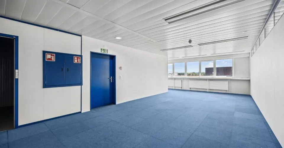 Espace de bureau spacieux dans un emplacement central