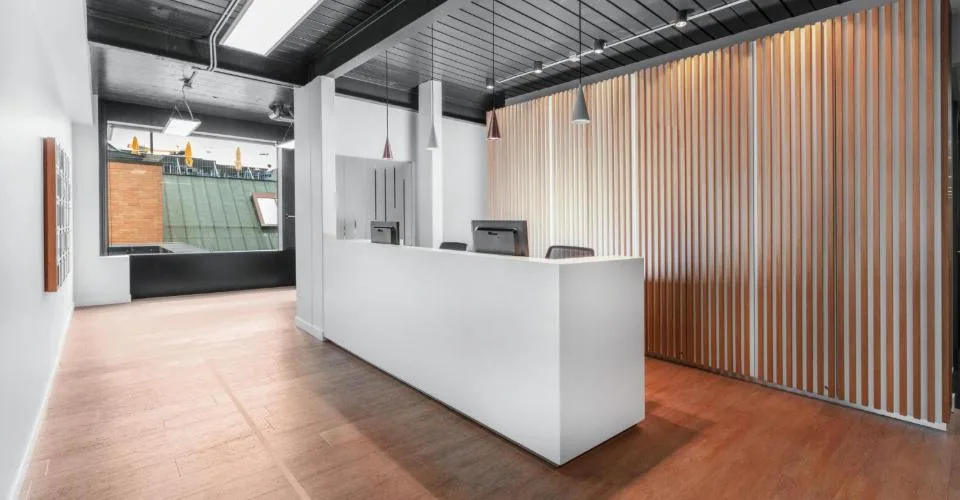 Eigener Schreibtisch in Regus City Centre