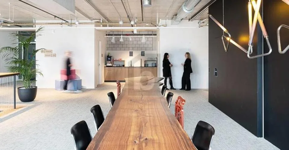 SMART OFFICE FÜR VISIONÄRE UNTERNEHMEN