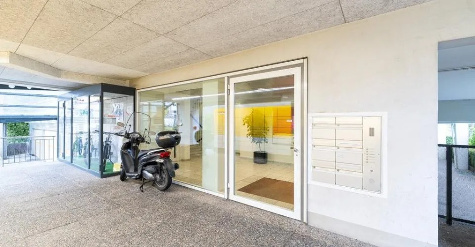 Petit espace de bureau au centre d'Oberwil