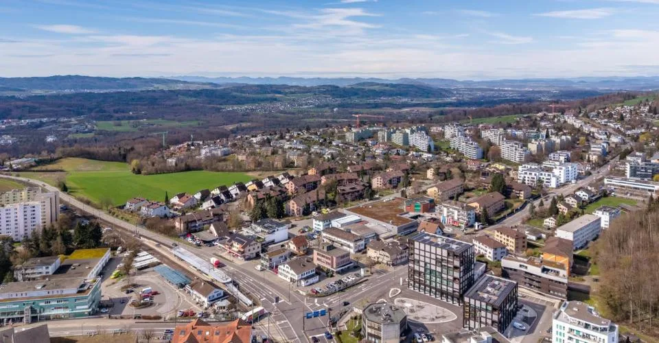 Espace commercial moderne et de haute qualité au centre de Mutschellen