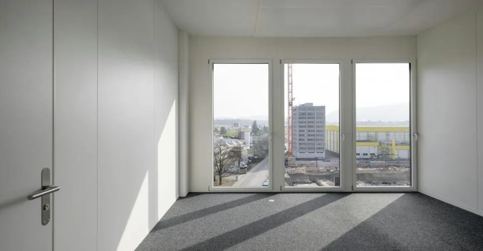 Espace de bureaux haut de gamme de 300 m2 ou 600 m2 avec vue - moderne, climatisé, durable