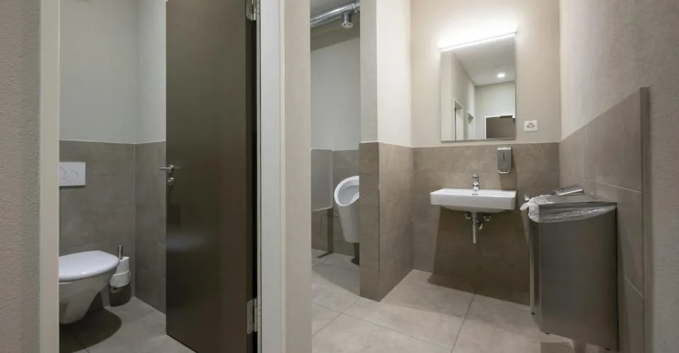 Espace de bureaux haut de gamme de 300 m2 ou 600 m2 avec vue - moderne, climatisé, durable