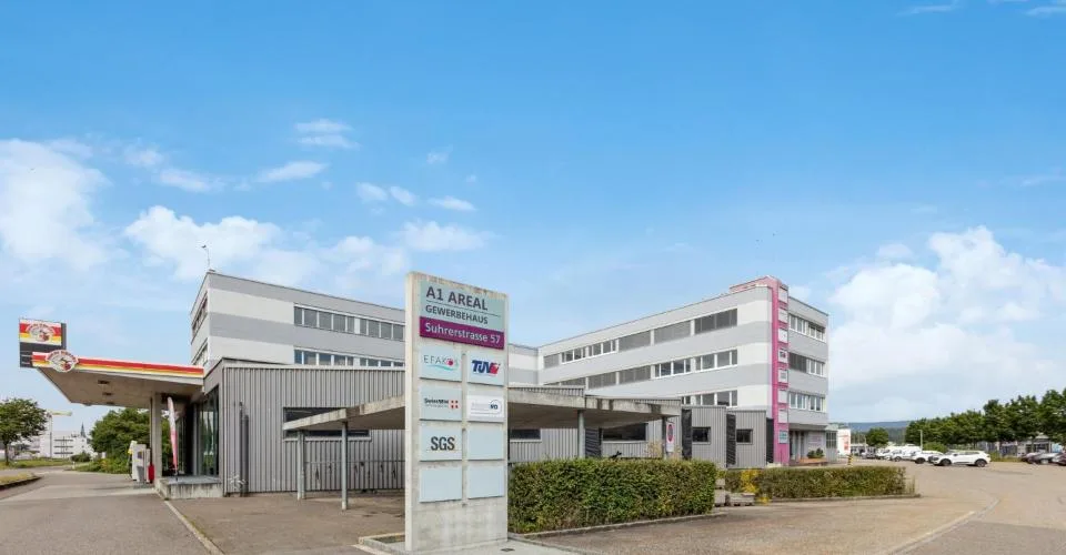 Espace de bureau attrayant dans un emplacement central à Oberentfelden