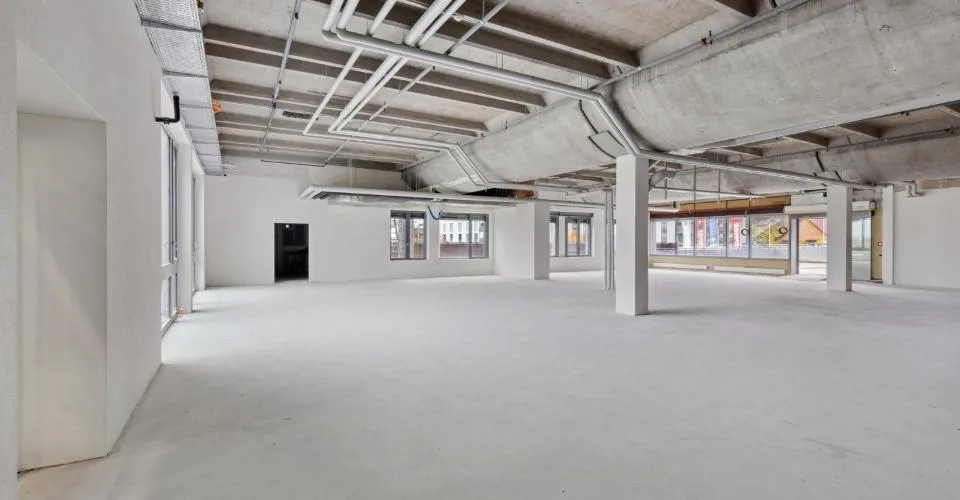 Bel immeuble locatif au 2ème étage du centre commercial Seepark