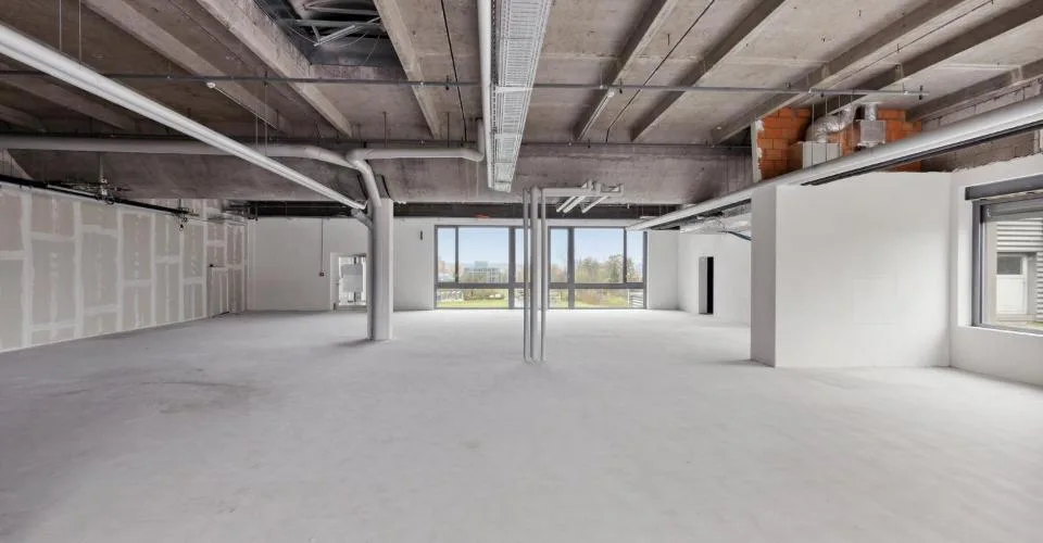 Bel immeuble locatif au 2ème étage du centre commercial Seepark
