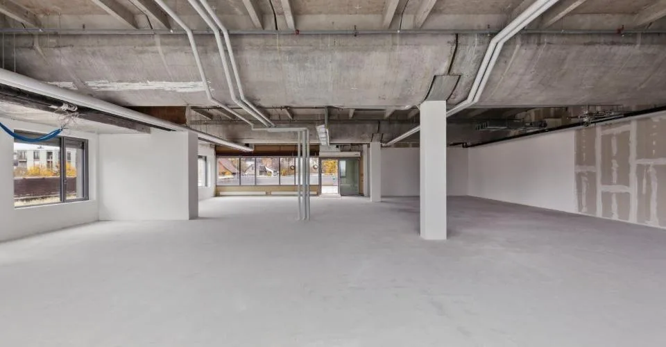 Bel immeuble locatif au 2ème étage du centre commercial Seepark
