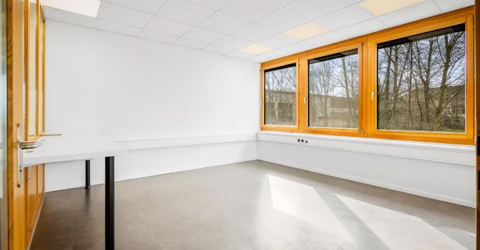 Bureau lumineux - locaux d'exercice