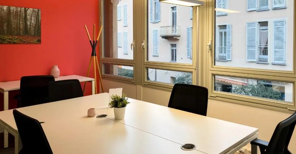 Ufficio all-inclusive per 10 a Regus Quartiere Maghetti