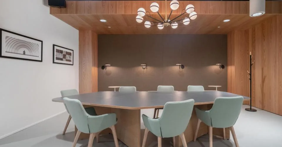 Bureau sur mesure pour 3 à Spaces Cocoon Bussigny
