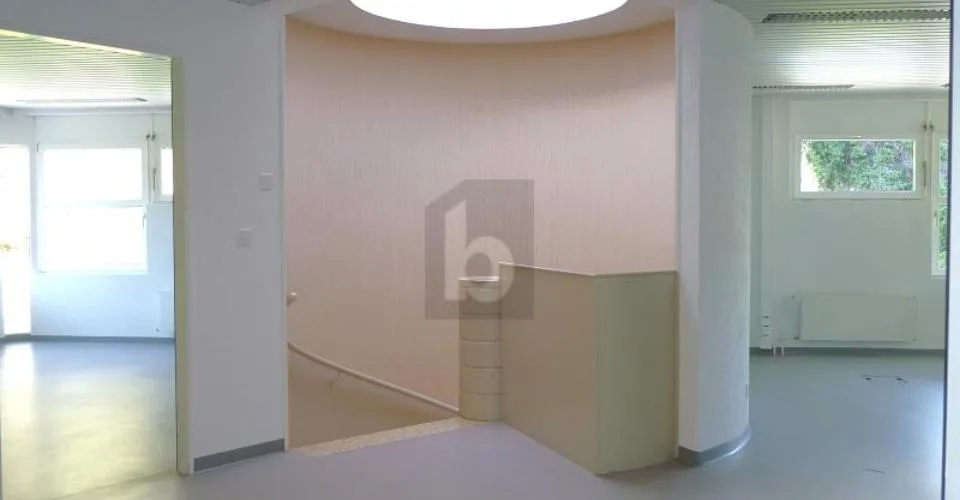 INDÉPENDANTS, STRATÉGIQUES ET BIEN SITUÉS !