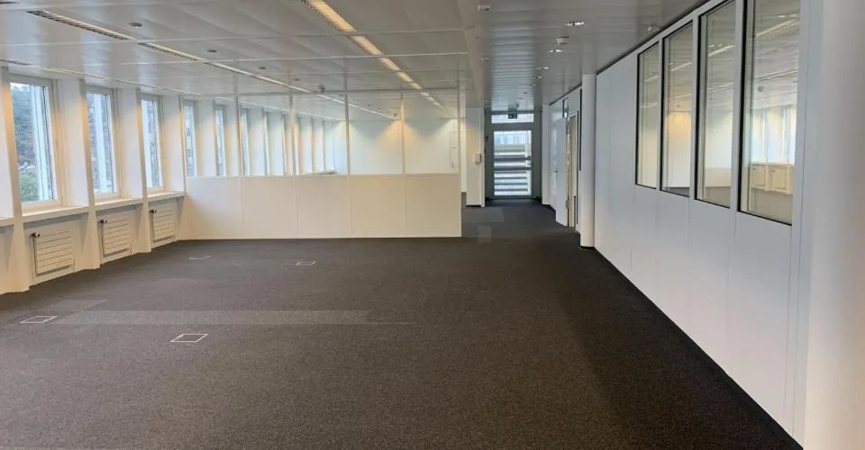 Derniers bureaux disponibles - Locaux de 111, 185 et 210 m² à Renens