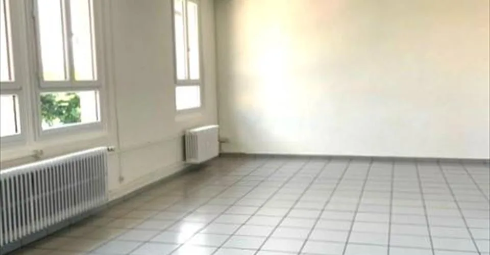 Espaces de formation, locaux commerciaux, bureaux