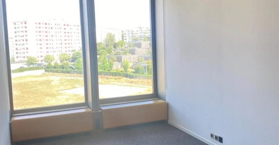 Bureaux d'une surface de 15 à 25 m2 proches de toutes commodités