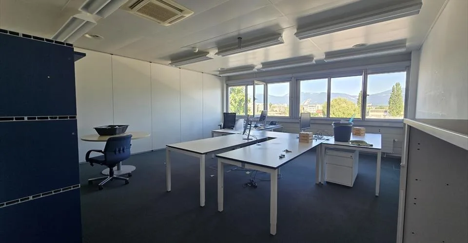 Bureau de 276m2 - Proximité autoroute-gare - Yverdon-les-Bains