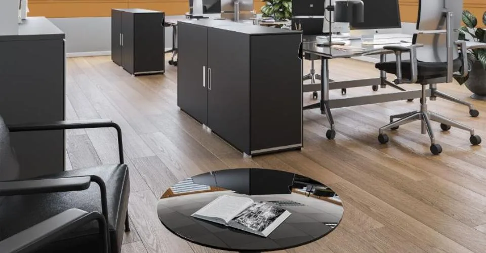 Surface de 60 m² à la Route Suisse 7 - Un espace fonctionnel et accessible pour vos projets professionnels