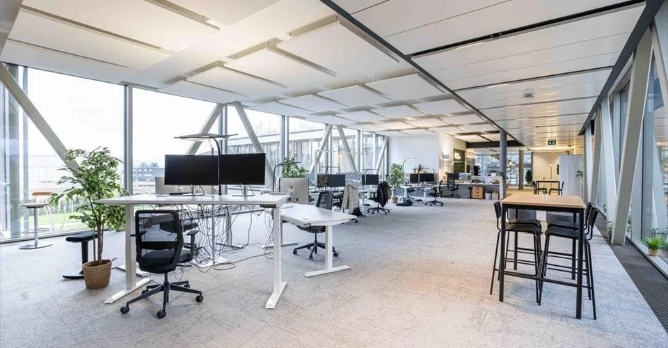 Bureaux de standing sur un campus high-tech