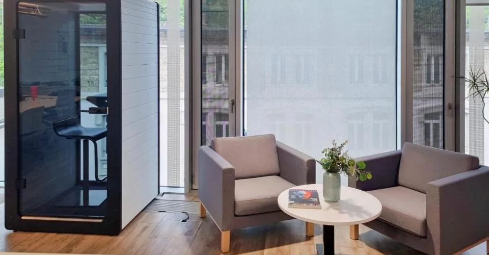 Bureau privé pour 10 à Regus City Flon