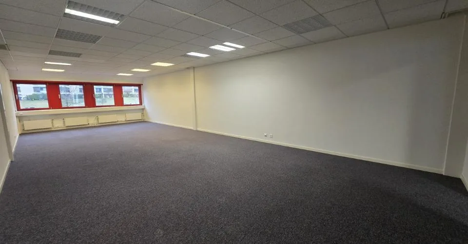 Bureau de 57m²- Idéalement placé à Gland