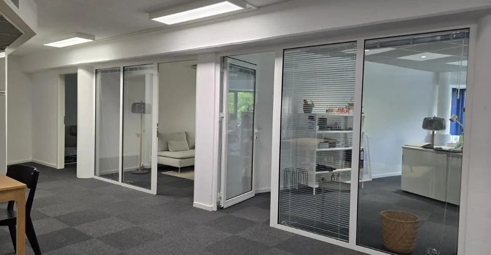 Situation optimale - Bureau Plug-and-Play de 190m2