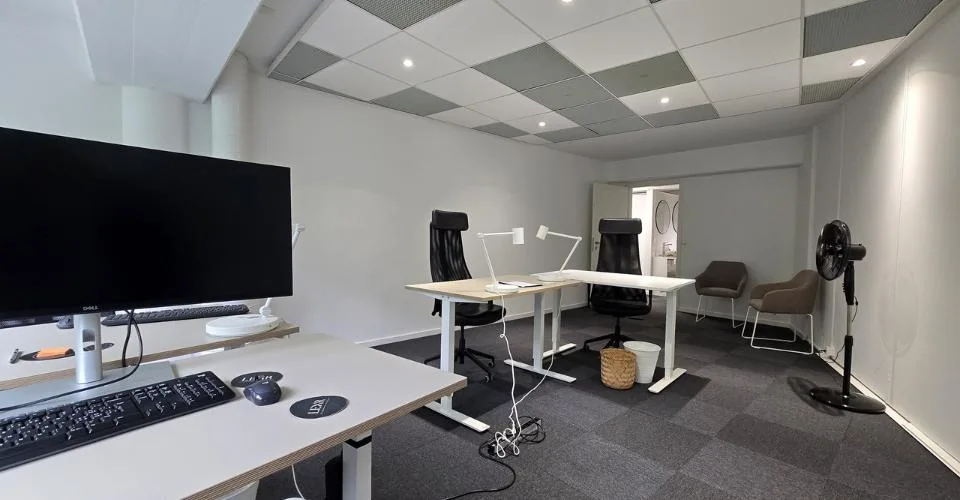 Situation optimale - Bureau Plug-and-Play de 190m2