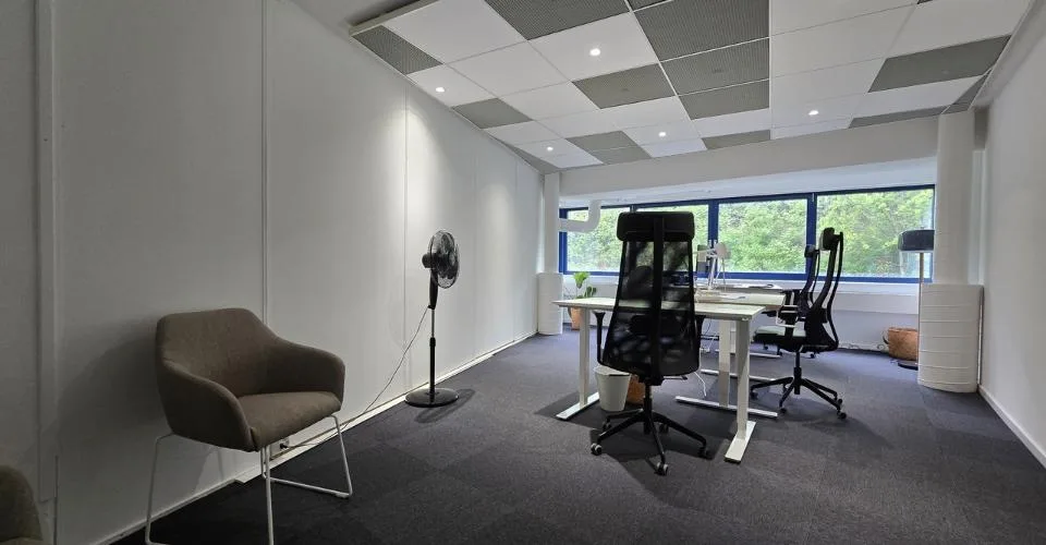 Situation optimale - Bureau Plug-and-Play de 190m2