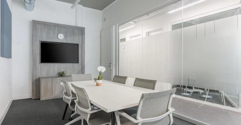 Bureau privé pour 5 à Regus iLife City