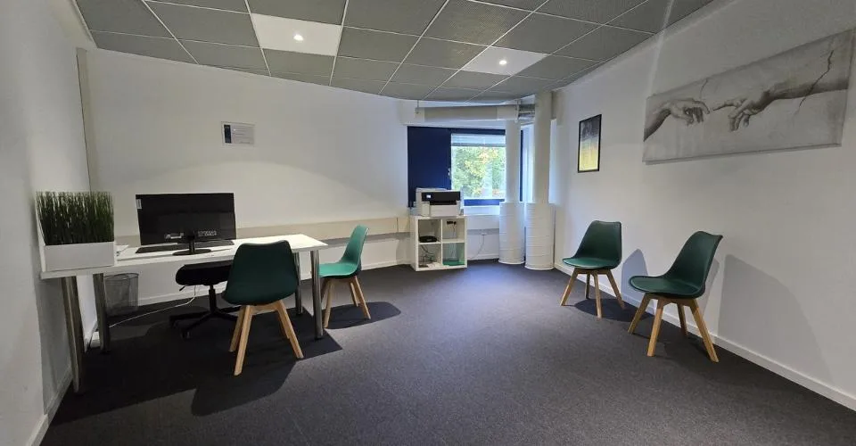 Situation optimale - Bureau Plug-and-Play de 271m2