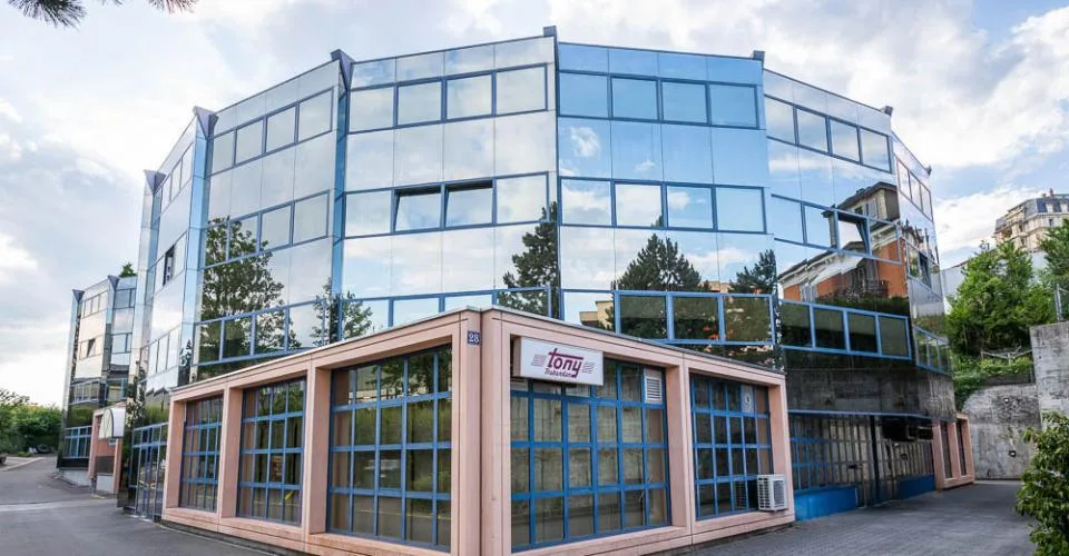 Situation optimale - Bureau Plug-and-Play de 271m2