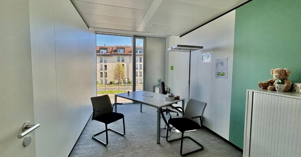 Grand plateau de bureaux de 850 m2 divisibles 450 m2 Gare CFF Morges !