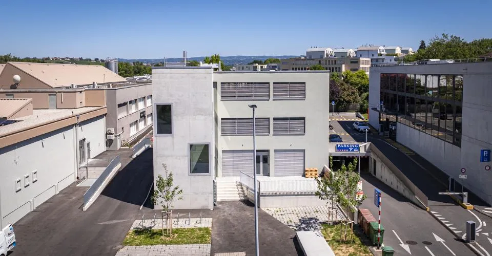 Bail flexible - proche de tout - Bureau de 55m2 brut ou aménagé