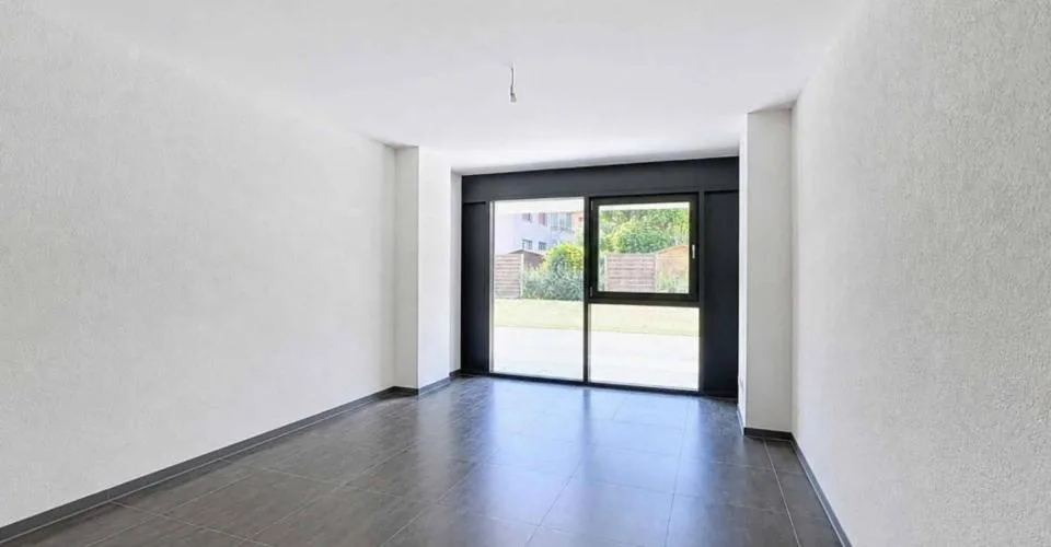 Local commercial de 108 m² à louer – Payerne