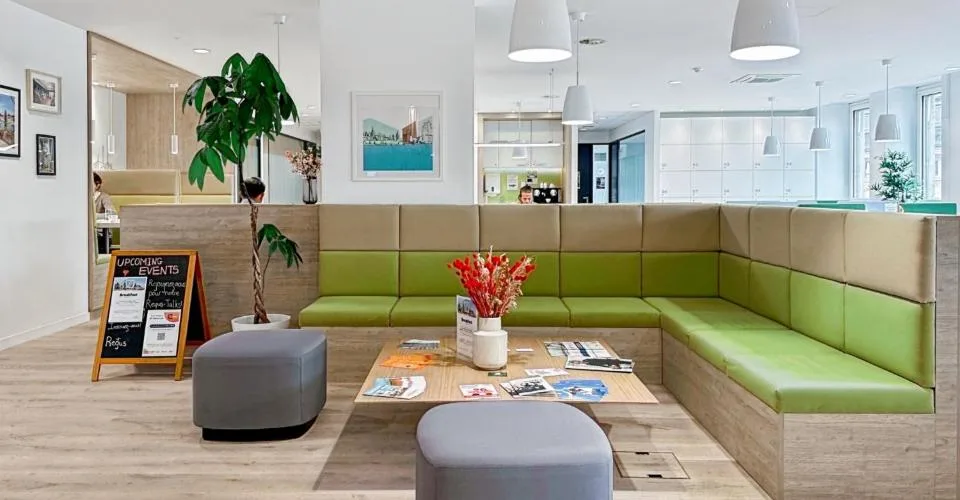 Bureau privé pour 10 à Regus Main Station