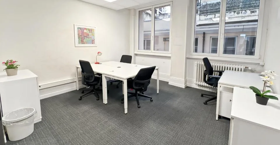 Bureau privé pour 10 à Regus Main Station