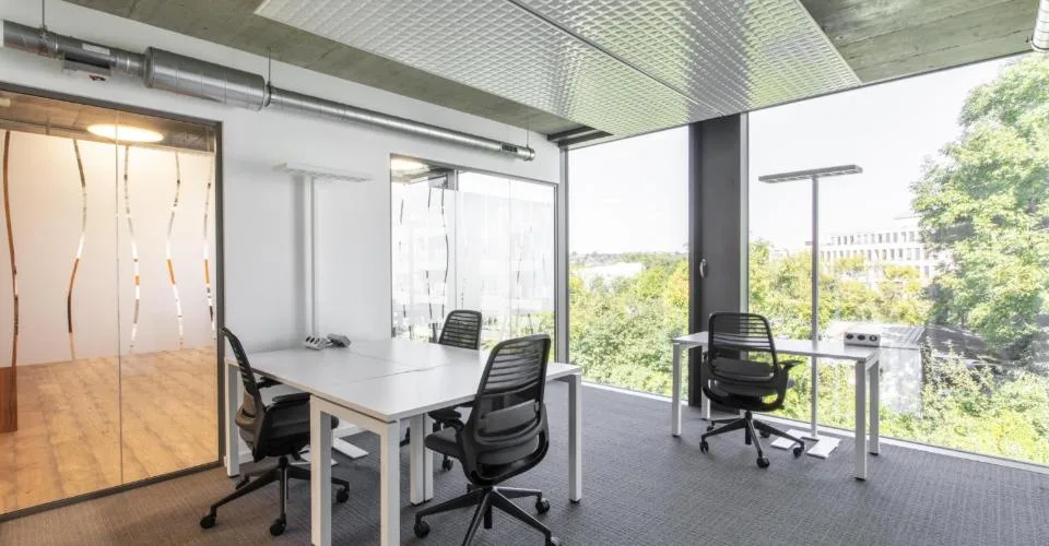 Bureau privé pour 5 à Regus Morges