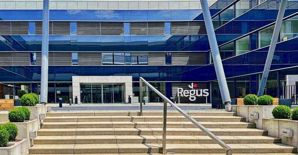 Bureau privé pour 5 à Regus Business Park