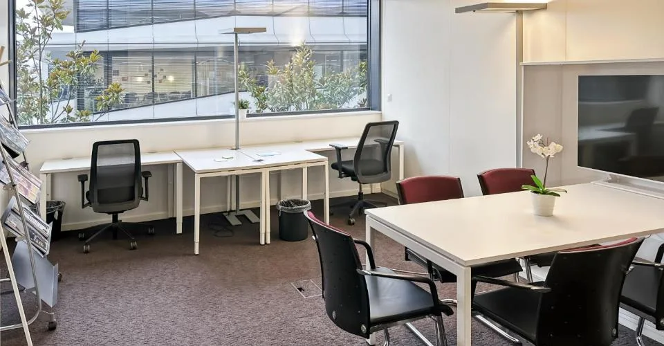 Bureau privé pour 5 à Regus Business Park
