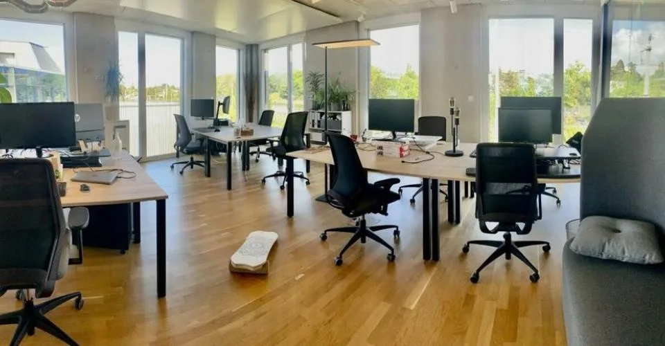 Bureau de 305m2 à louer à Morges !