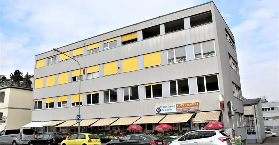 Bureau au 1er étage - 237m2