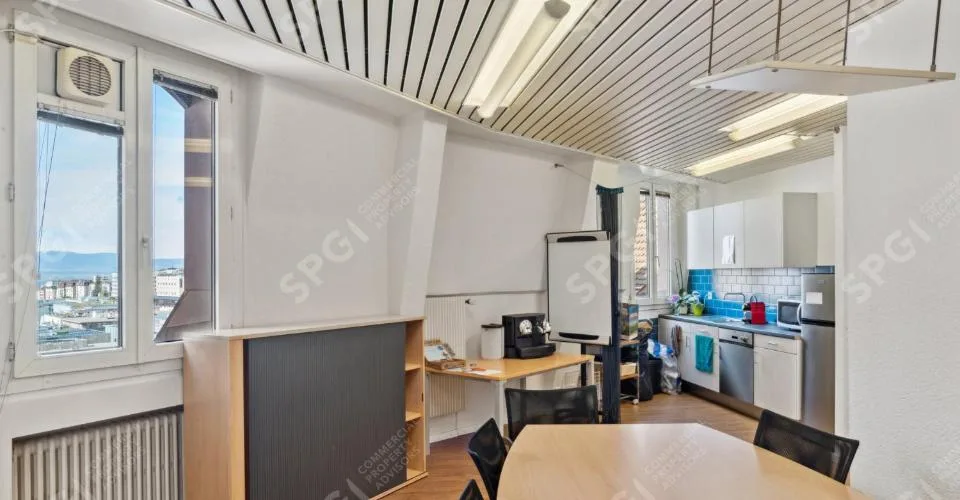 GRAND-CHÊNE Bureaux clé en main dans le centre historique de Lausanne