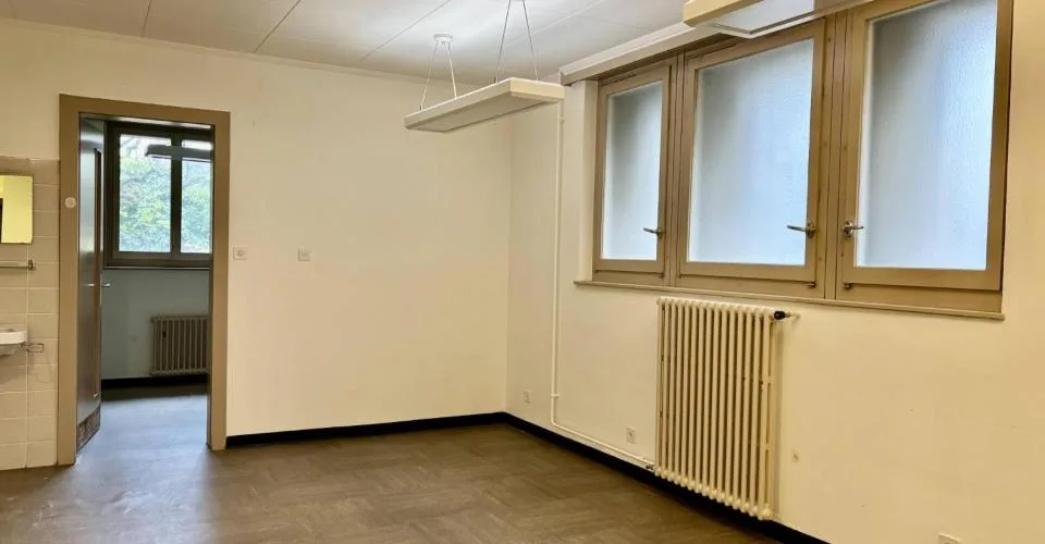 Au centre de Lausanne : Prochainement rénové ! Idéal pour bureaux ou physio - thérapeutes etc..