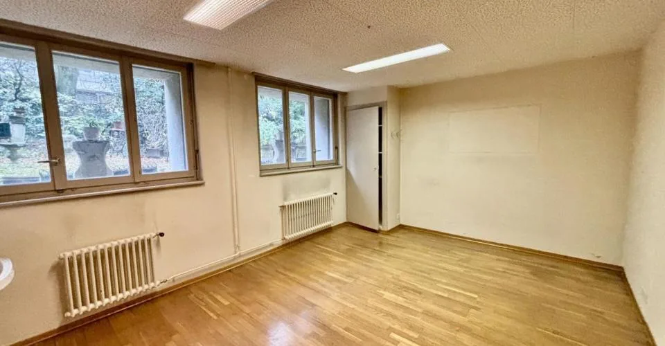 Au centre de Lausanne : Prochainement rénové ! Idéal pour bureaux ou physio - thérapeutes etc..