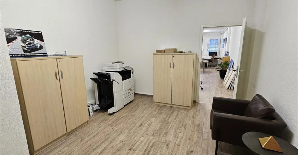 A louer surface administrative complètement aménagée