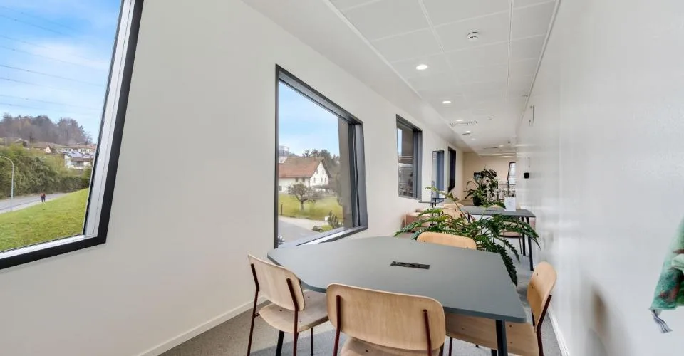 Bureaux aménagés à louer - Biopôle - divisible vue lac