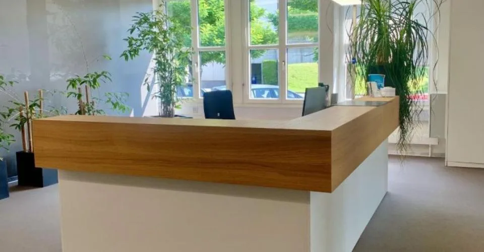 Immeuble de standing bureaux très bon état à louer à Crissier proche de l'autoroute
