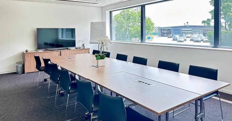 Bureau privé pour 3 à Regus Business Park