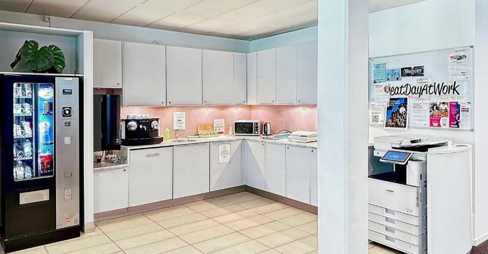 Bureau privé pour 10 à Regus Business Park