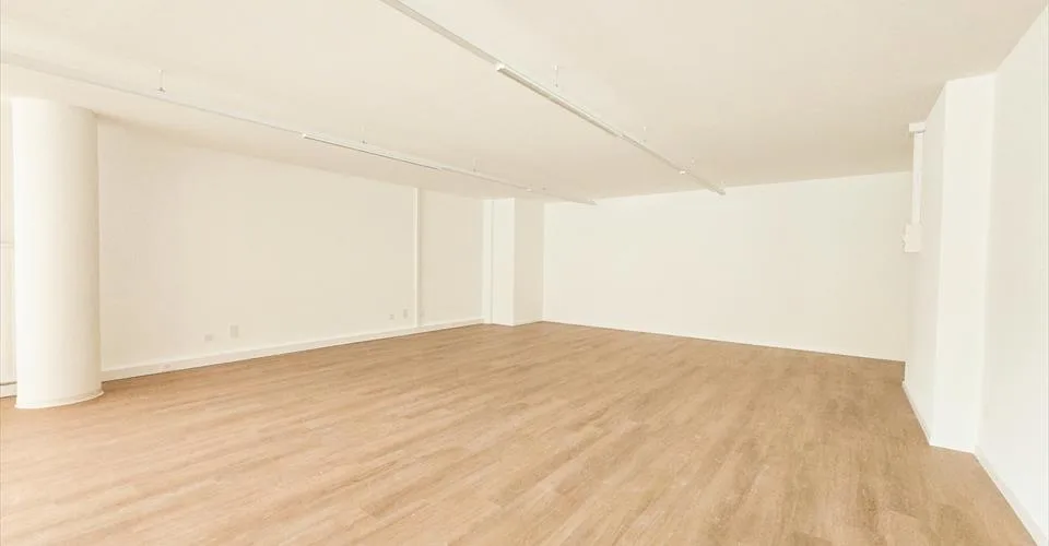 Bureau rénové de 230m2 - Centre-ville de Lausanne