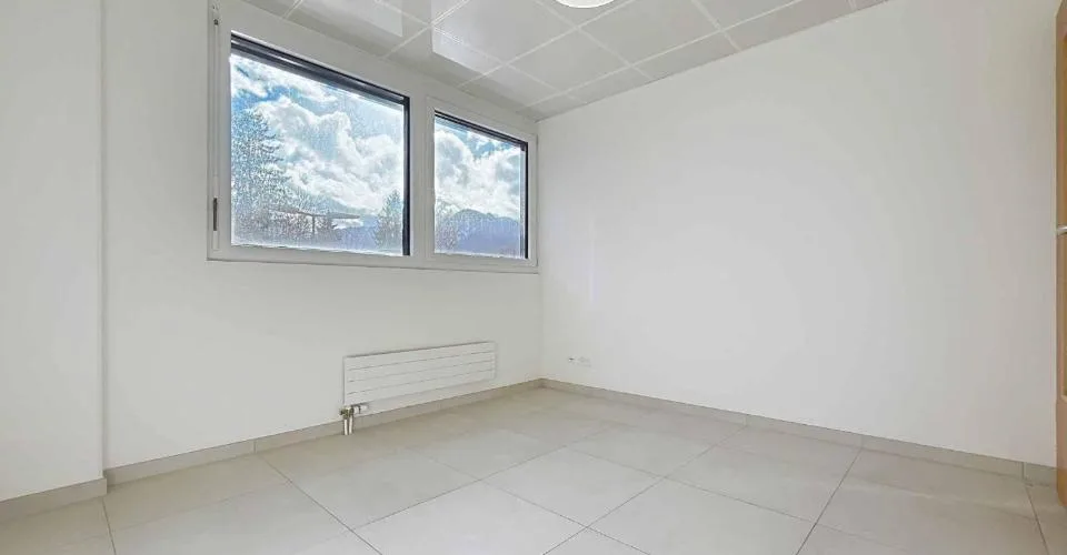 Surface commerciale de 65m2 - Simplon 21